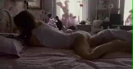 I want to cum deep in Natalie Portmans climaxing pussy
