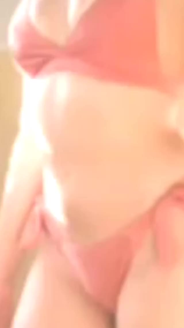 www.onlyfans.com/lingerieslay