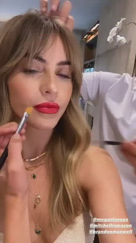 cleavage julianne hough small tits gif