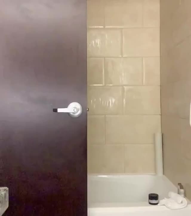 qHMQimNp1SyxTWEO