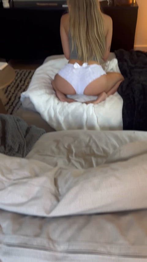 Seeking a player two to play with me and my body