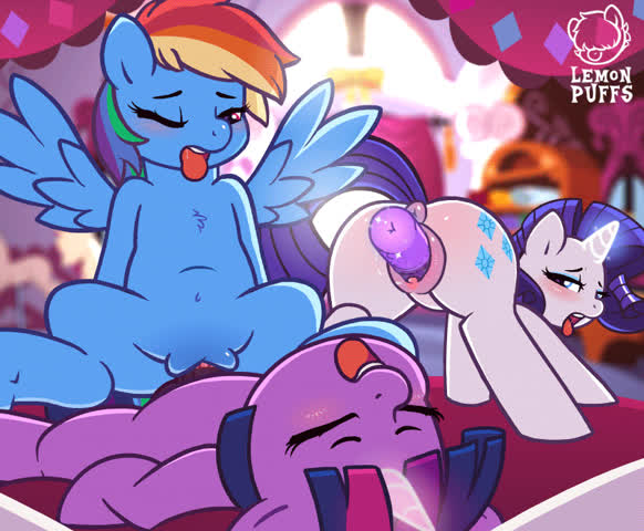 cartoon futanari lesbian masturbating gif