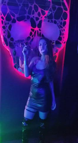 camsoda club latina nightclub petite smoking gif