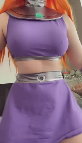 Starfire [Teen Titans] (Twobrattycats)