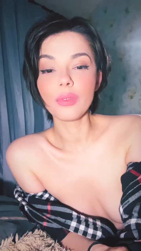 I can feel you dripping 
