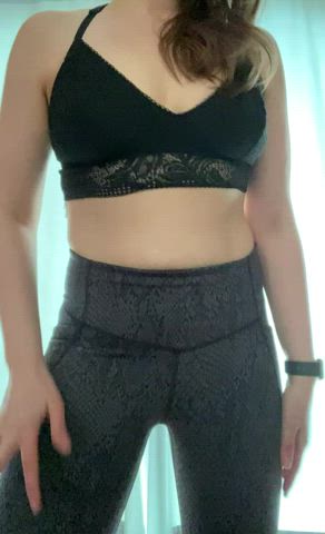 Just your friendly neighborhood milf flashing her titties