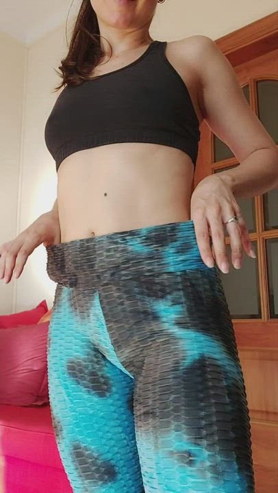 Belly Button Bra Brunette Cute Fitness Leggings Long Hair OnlyFans Thong Workout