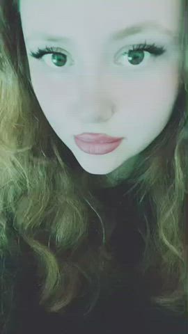 her face is begging for cum