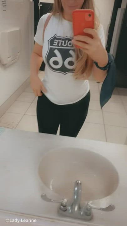 Caught flashing her big boobs in the toilets (Lady Leanne) [00:16]