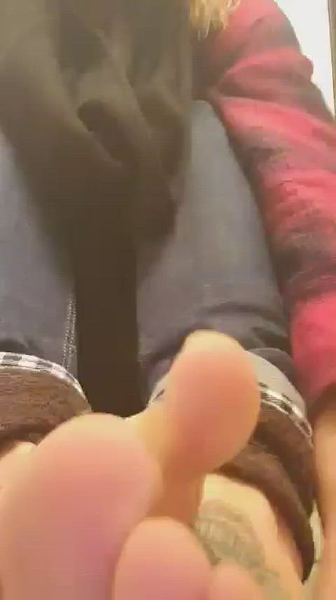 dirty feet feet feet fetish soles toes gif