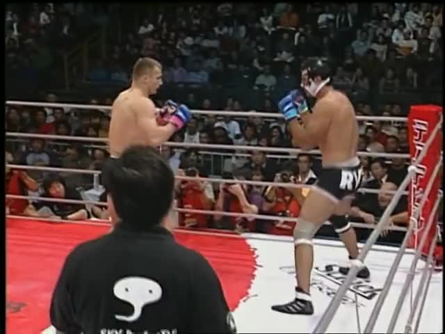Mirko 'Cro Cop' Filipovic vs Dos Caras Jr. Pride Bushido 1