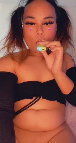 I always make sure to taste my plug every time I take it out, so yummy <3