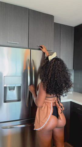 ass booty ebony kitchen pretty thick wife gif