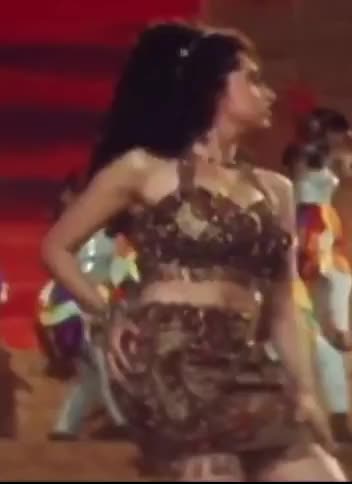 Karishma Sexy Twerk