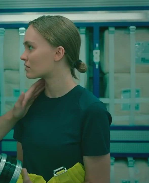 Grabbing a handful of Lily-Rose Depp