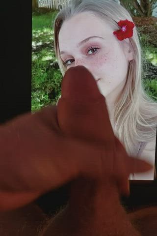 Love cumming on blondes