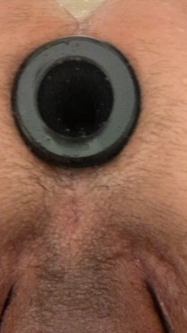 Stretching out My Hole with a Plug
