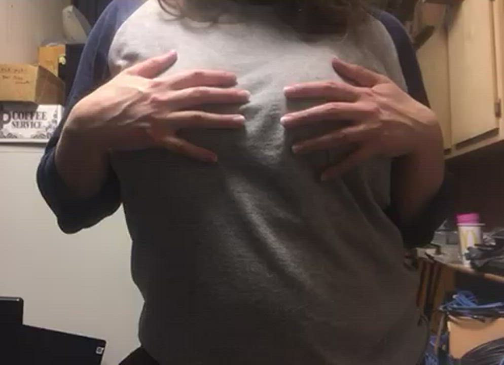 Titty Drop Tuesday! 💋💋 OC