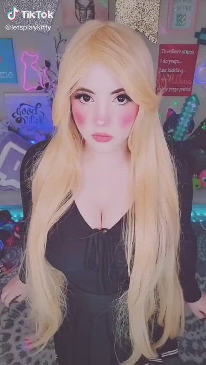 Big Tits Boobs Dancing TikTok gif