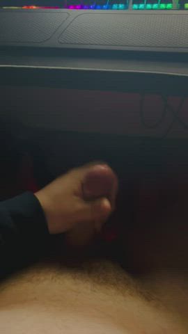 First time posting a cumshot. Wish someone was here to clean it up :)