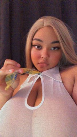 Did you know if you sign up for my ✨Premium Snap✨ within the next 24hrs you’ll