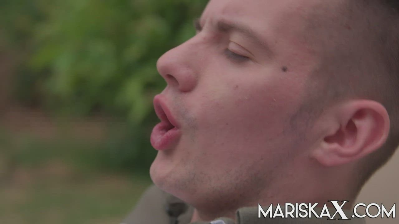 MARISKAX Naughty cougar Valentina Ricci gets ass fucked