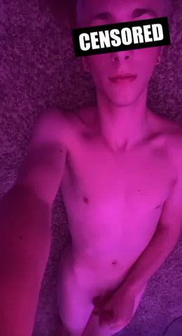 Fuck, I’m so horni >~<