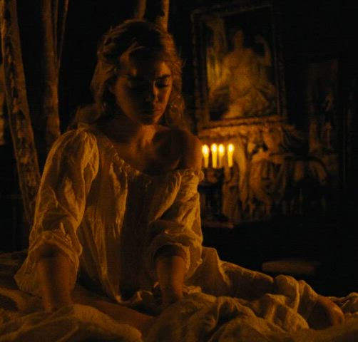 celebrity emma stone female fingering gif