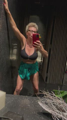 [Titty Drop] F(50) I'm still learning how to good flash boobs [ОС]