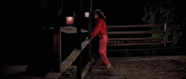 Friday-the-13th-Part-3-1982-GIF-00-47-10-girl-wiggling