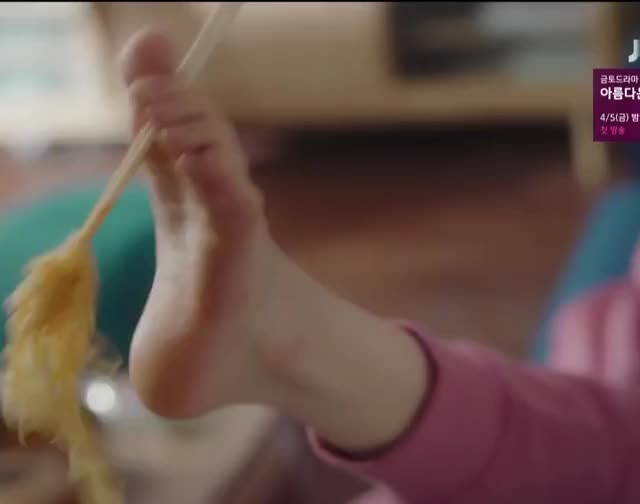 Ahn So-Hee Welcome to Waikiki 2 EP03 6