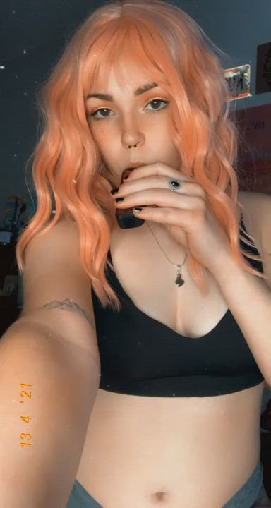 first titty drop post since i was feeling peachy?? enjoy your tuesday!✨ [oc]
