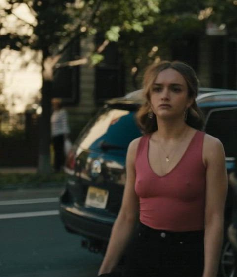 Olivia Cooke [Naked Singularity]