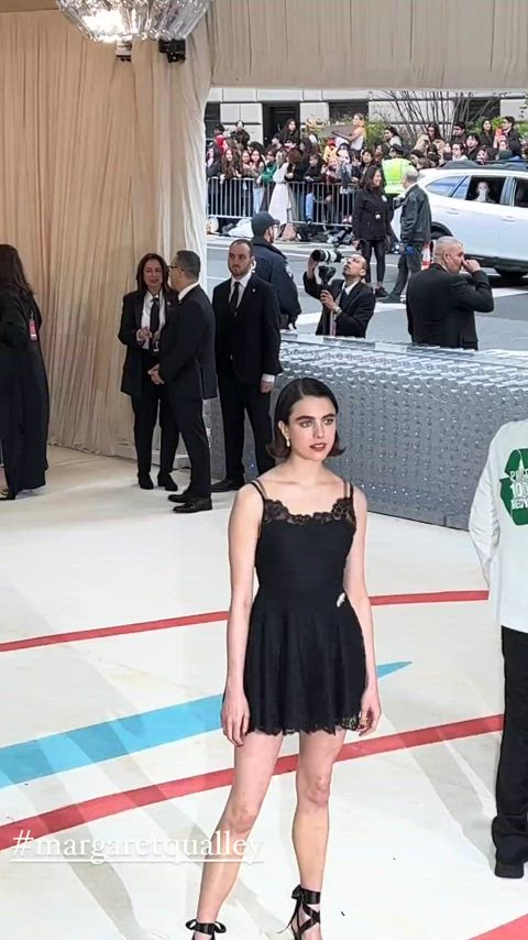 beautiful celebrity dress sexy gif