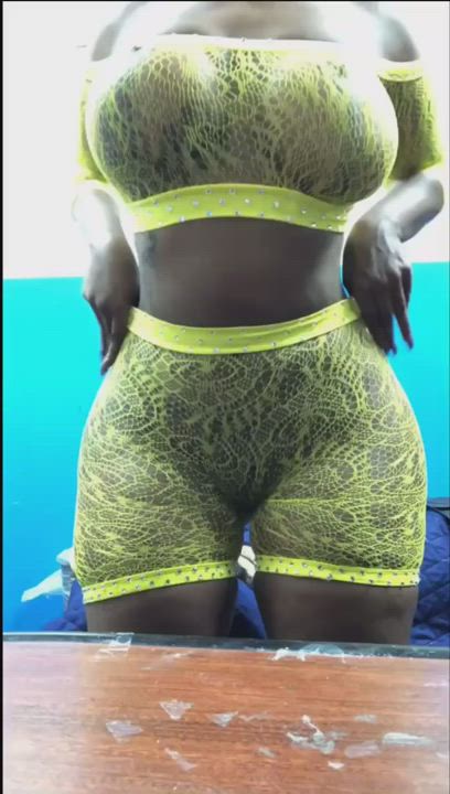 Curvy Ebony Thick gif