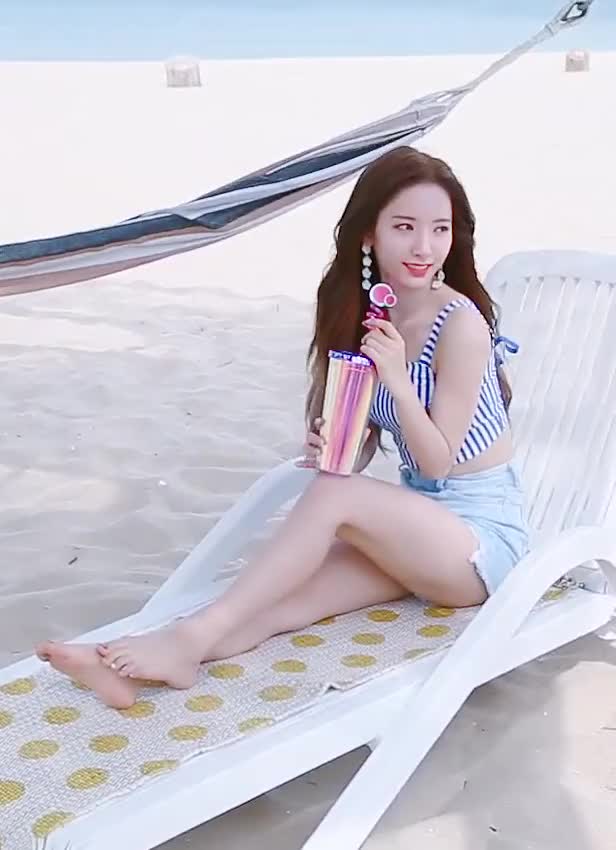 WJSN Bona