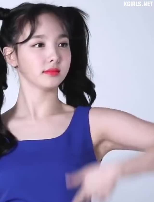 nayeon-twice-armpit-2-www.kgirls.net