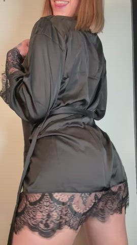 Like my outfit? 🖤