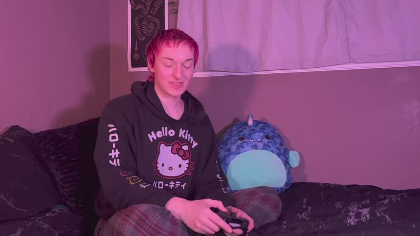 I lost a bet and had to dress up like Sailor Moon and suck my friend off