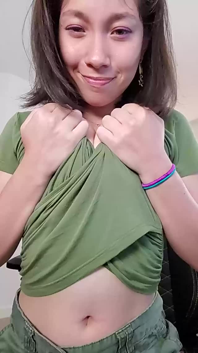 56bb5d772f8d7945e2e8a96eb7602897f26dee5bfe1175688f0d0a35996912a9