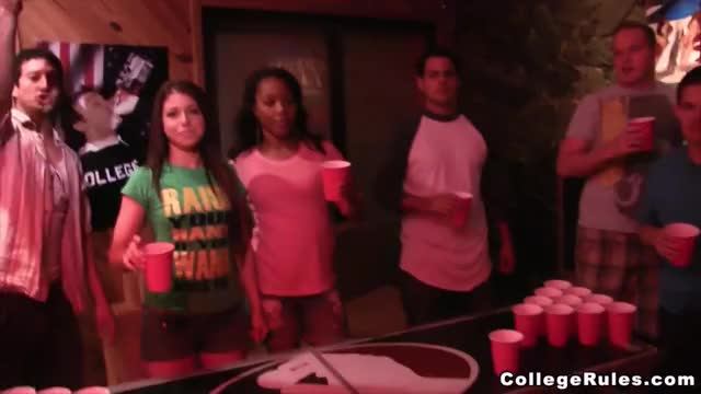 Beer Pong Honnies