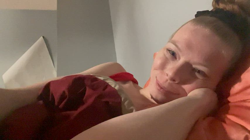 blue eyes manyvids talking dirty gif