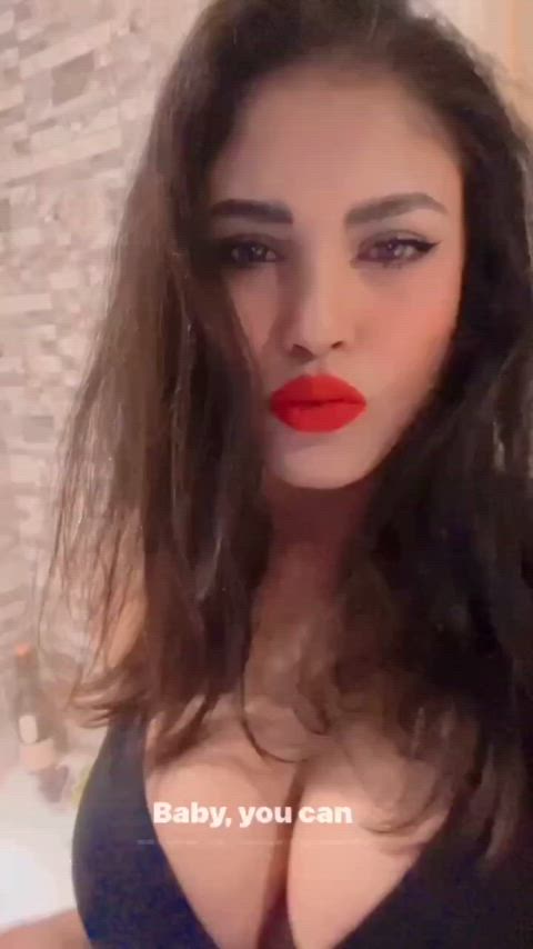 Afrina Razia Trina 