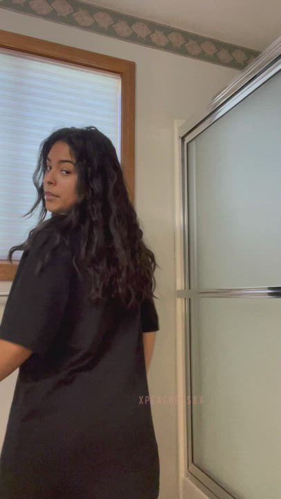 I couldn’t decide if I should flash my ass or titties so here’s both <3