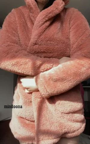 My comfy coat and what’s under my comfy coat