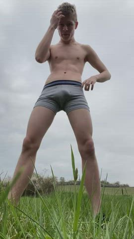 Here is the pissing in the field vid you guys were asking for!