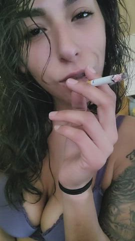 Over 200 PREMIUM full length videos and over 100 photos. Ask about my one week pass