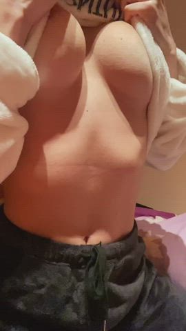 hope u don't mind the little nip slip.. wasn't on purpose I promise