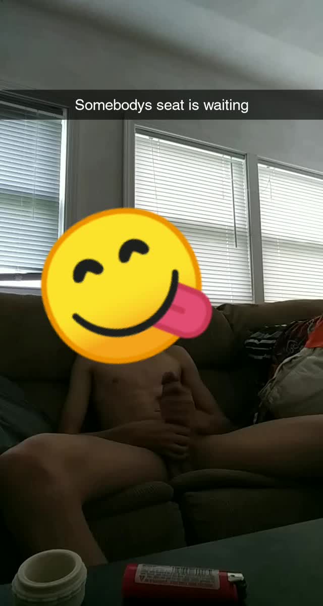 Well..? It aint gona straddle itself..