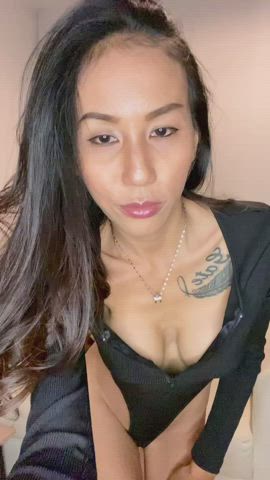 Would you fuck me raw or use a condom? ?